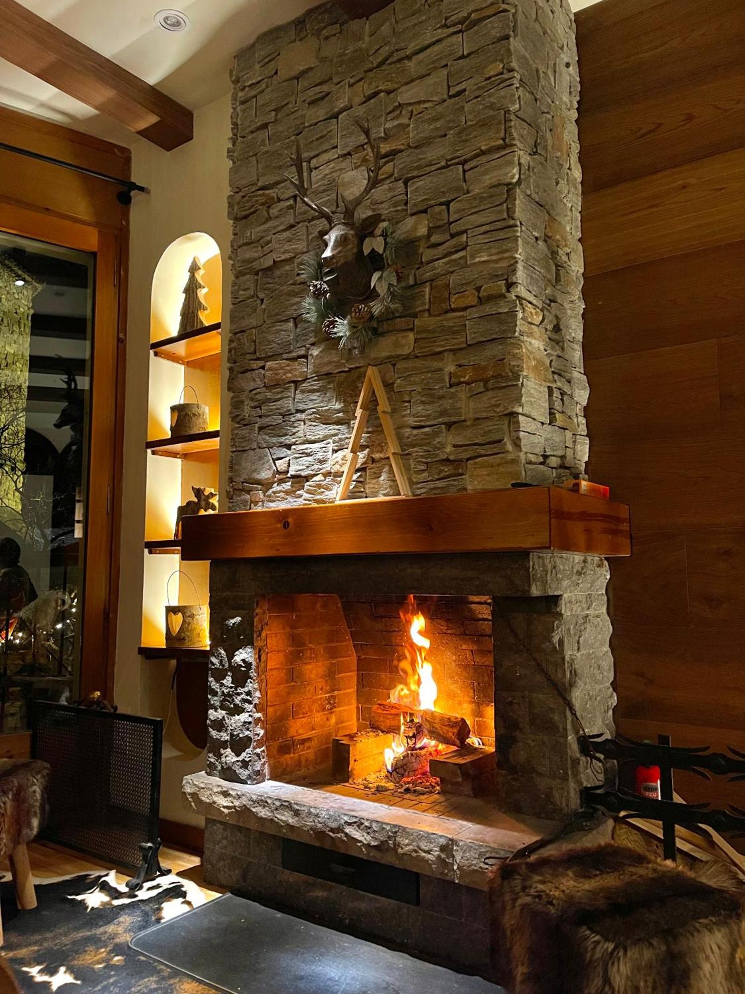 Casa Matilda - Apartamento Con Chimenea, Vistas, Rustico-Elegante En El Centro Sant Joan de les Abadesses Exteriör bild